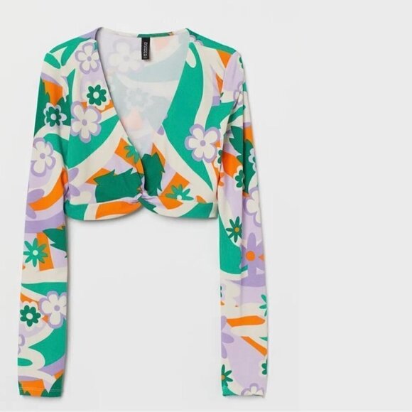 Nwt - H&m Knot-Detail Crop Top. Floral Print In Green/Orange Color. Size: M. - Picture 2 of 10